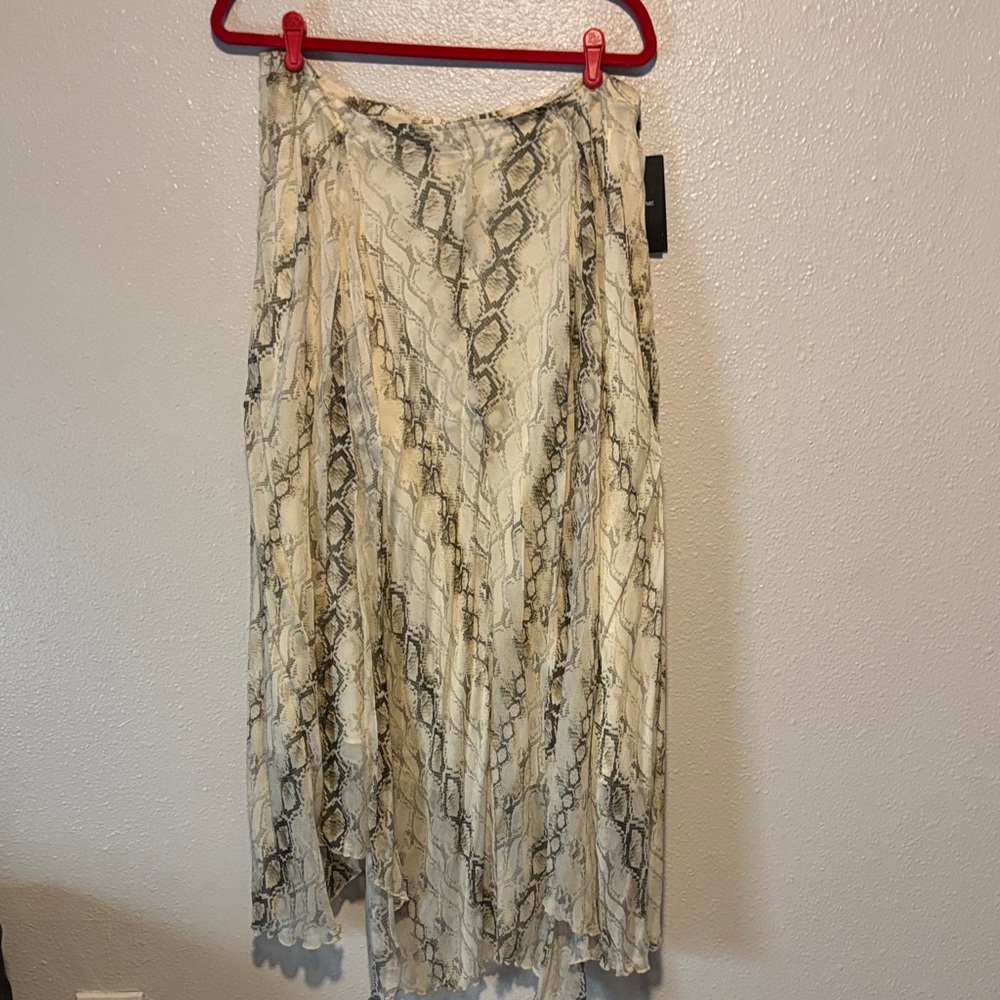 Massimo Dutti Snake Print Pleated Midi Skirt in Cream and Gray